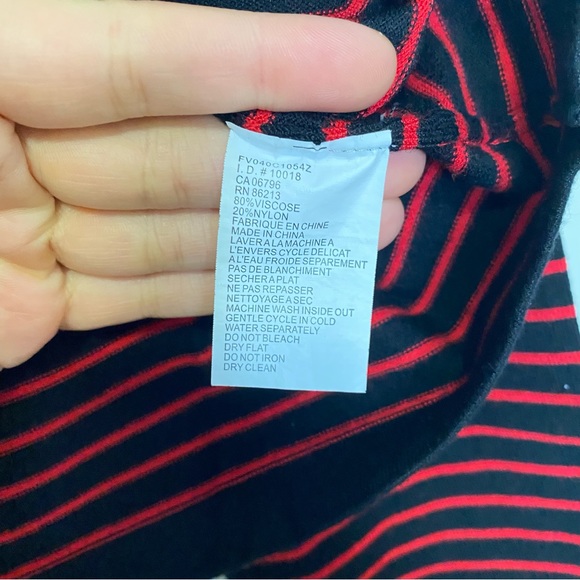 TRISTAN LONG SLEEVE CROP - Picture 3 of 4